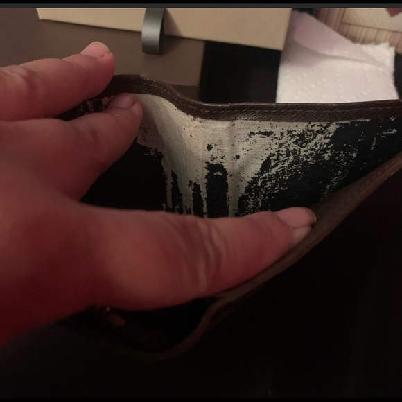 😍😍😍😍Louise Ebene Vuitton folded wallet - Picture 5 of 6